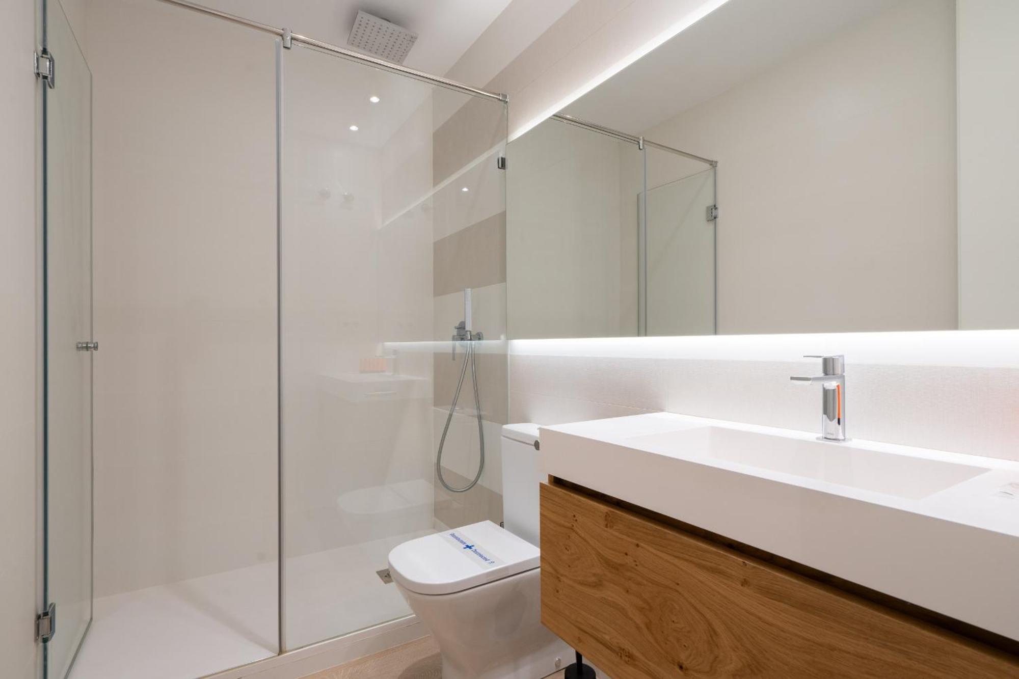 Appartamento Apartamento Reformado De Lujo En Gran Via Madrid Esterno foto