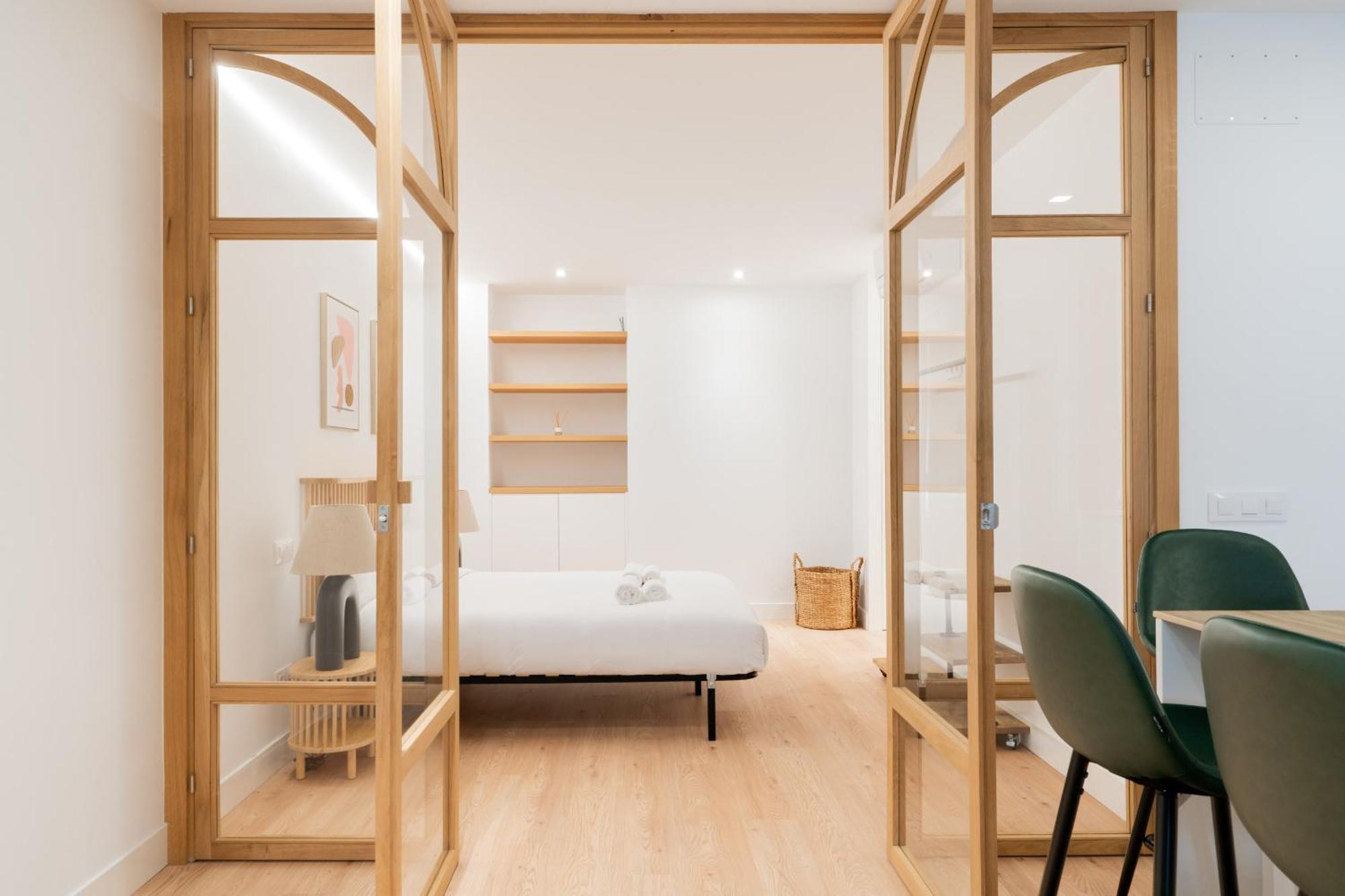 Appartamento Apartamento Reformado De Lujo En Gran Via Madrid Esterno foto