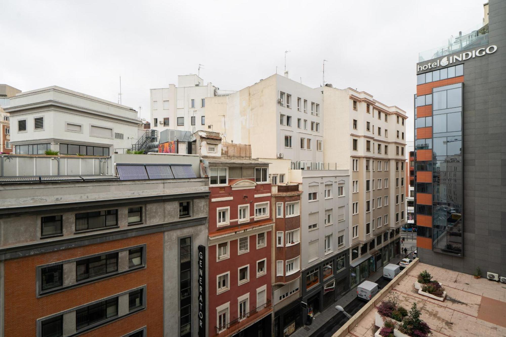 Appartamento Apartamento Reformado De Lujo En Gran Via Madrid Esterno foto